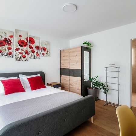 Linda Terrace By Quokka 360 - Modern One-Bedroom Flat With Sun Terrace Locarno Exterior foto